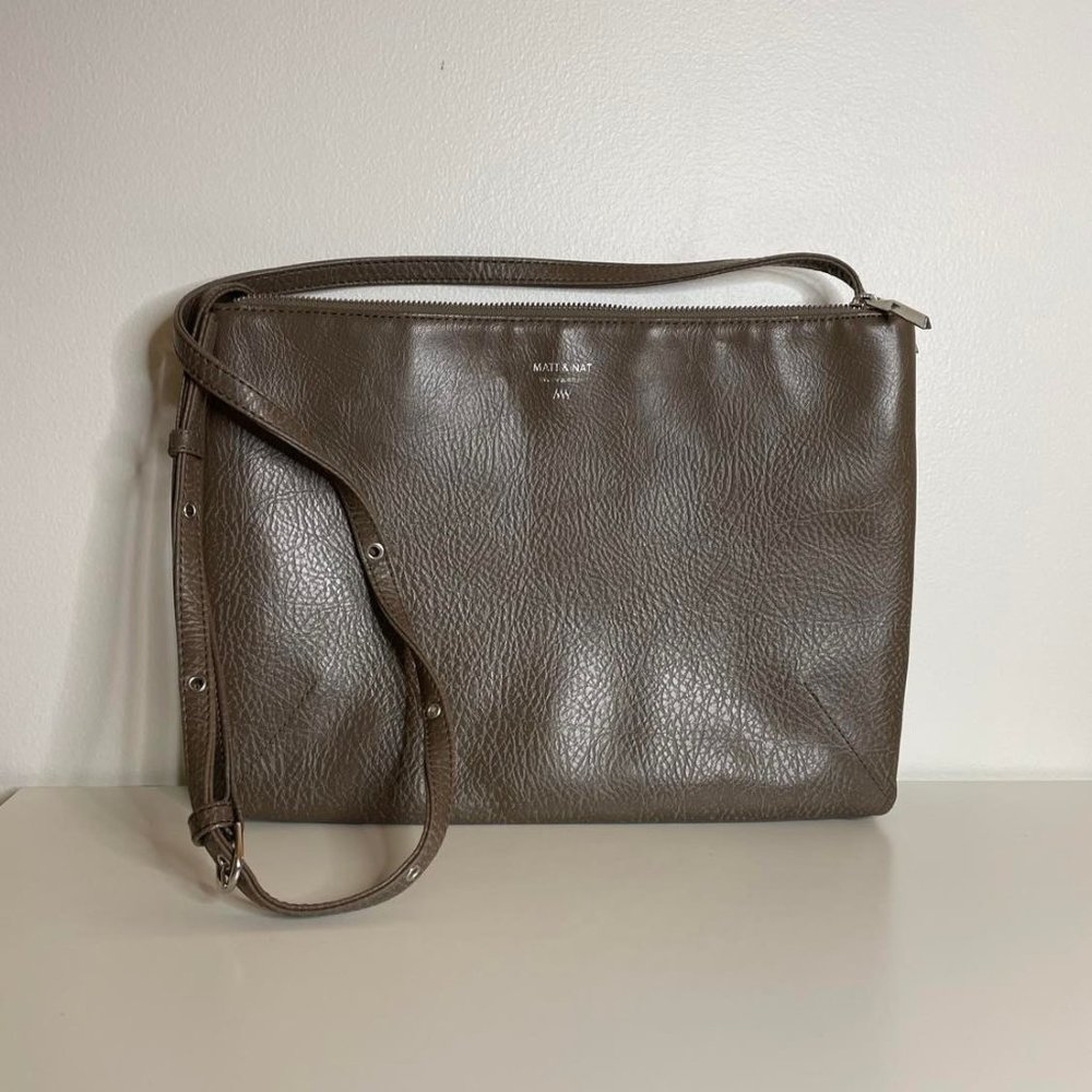 Vintage Matt & Nat Metallic Crossbody Bag